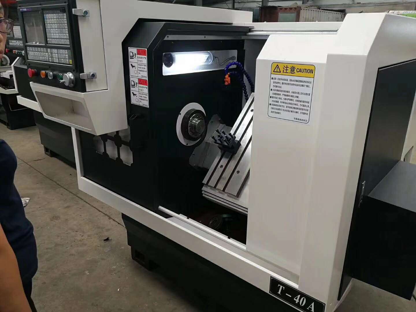 數(shù)控機械加工設(shè)備