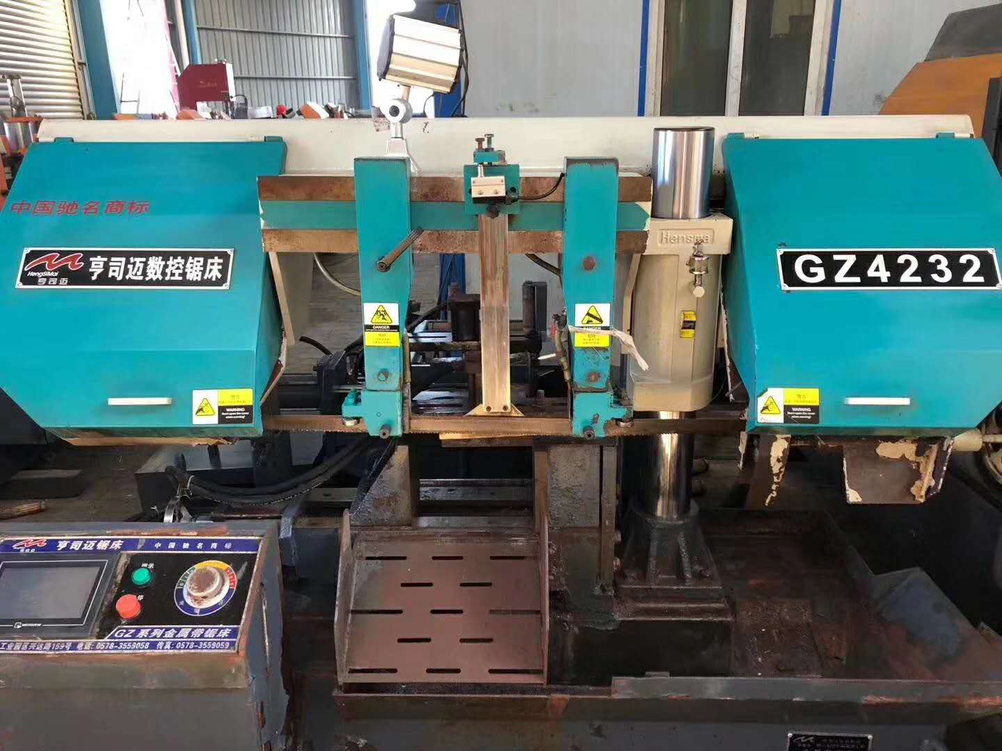 數(shù)控機械加工設(shè)備